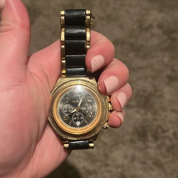 Michael kors women watch - Picture 6 of 6